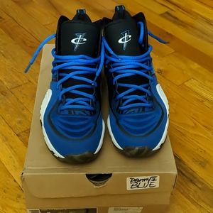 Nike Air Penny V "Memphis Tigers"